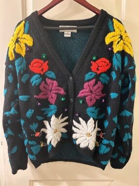 KITTY HAWK by Vivian Wang Black Floral Embellished V‑Neck Cardigan Sweater, S